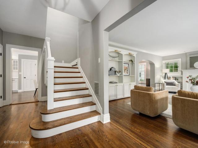 House for sale in Glen Ellyn, Illinois