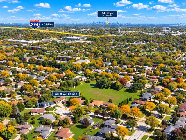House for sale in Darien, DuPage County