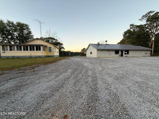 House for sale in Deer Lodge, East Tennessee