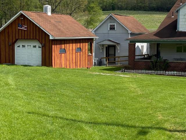 House for sale in Harmony, Pennsylvania