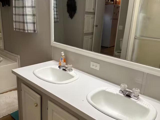 House for sale in Ark
