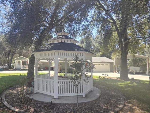 House for sale in Pine Valley, California