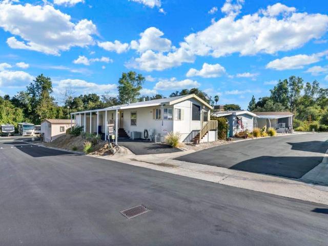 House for sale in Lakeside, San Diego County