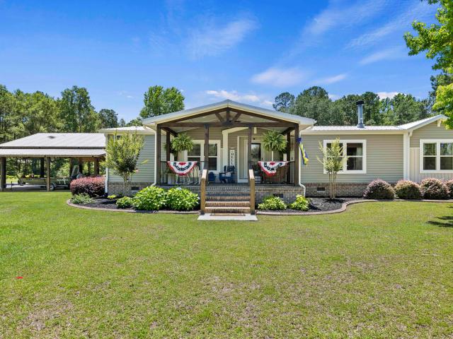 House for sale in Ridgeville, South Carolina