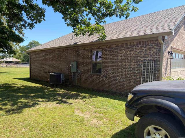 House for sale in Ark