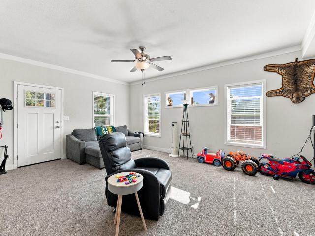 House for sale in Shasta, California