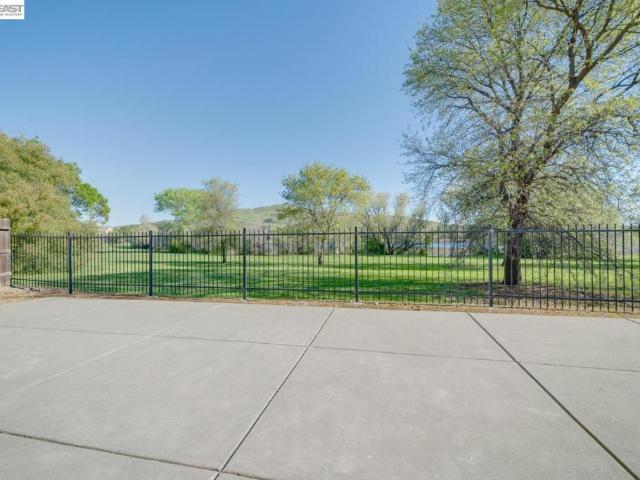 House for sale in Solano, California