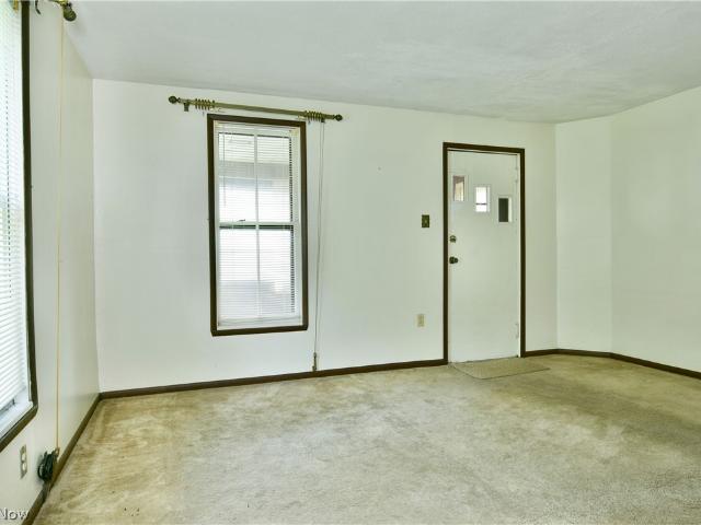 House for sale in Brookfield, Ohio