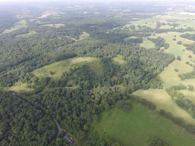 House for sale in Barry, Missouri
