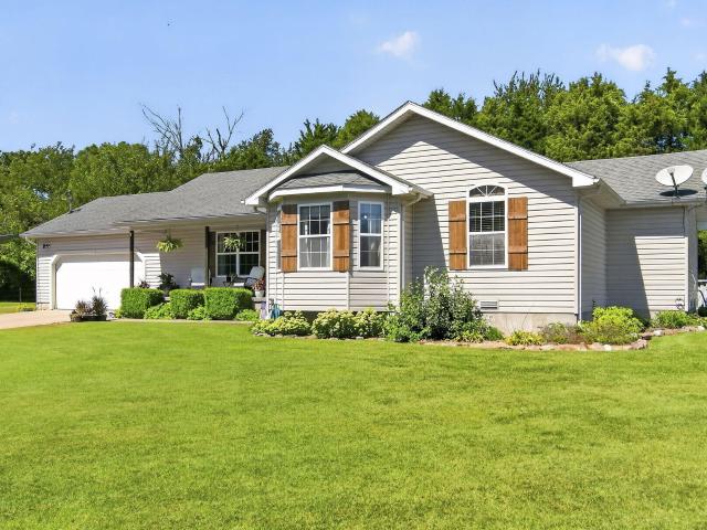 House for sale in Buffalo, Missouri