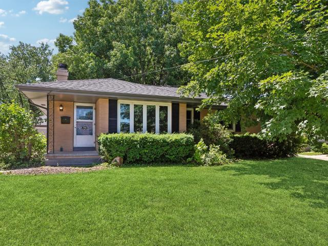 House for sale in Des Moines, Iowa