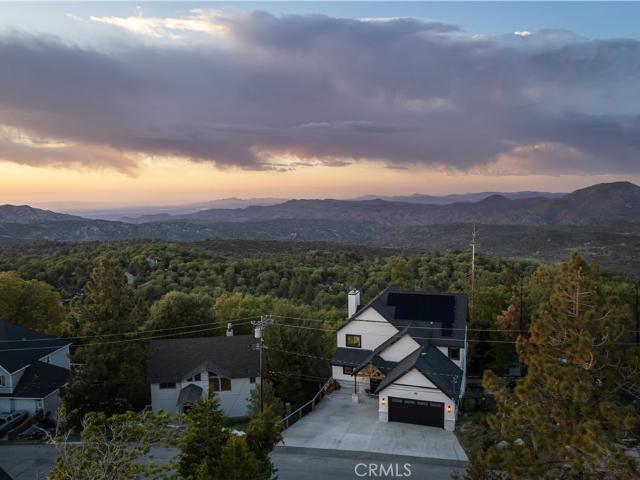 House for sale in Cedar Glen, California