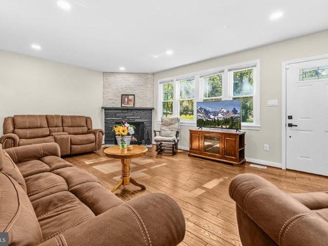 House for sale in Broadview, Camp Springs