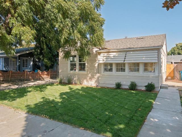 House for sale in Hollister, San Benito County