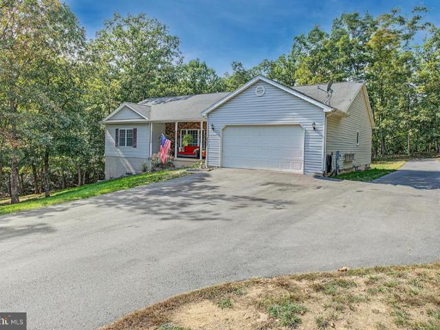 House for sale in Hedgesville, Berkeley County