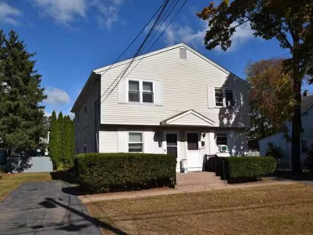 Condo for rent in Vernon Rockville