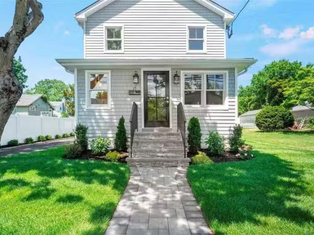 House for rent in Hicksville