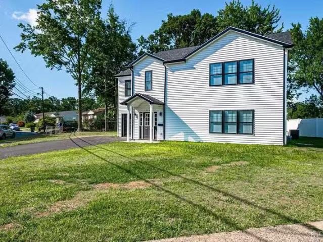 House for rent in Edison