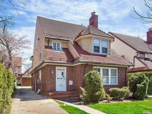 House for rent in Forest Hills