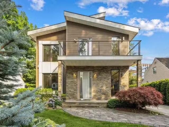 House for rent in Hicksville