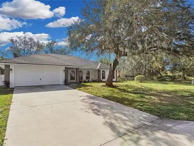 House for rent in Deltona