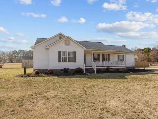 House for rent in Clayton