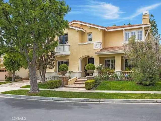 House for sale in Irvine, Northwood Pointe