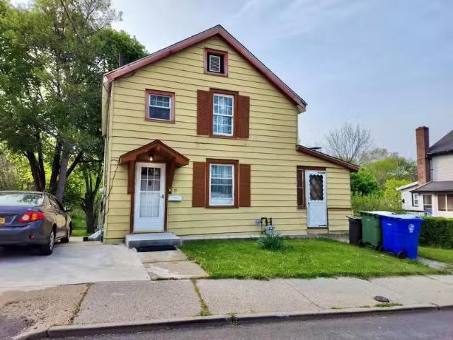 House for rent in Monroe