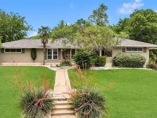 House for rent in Dallas