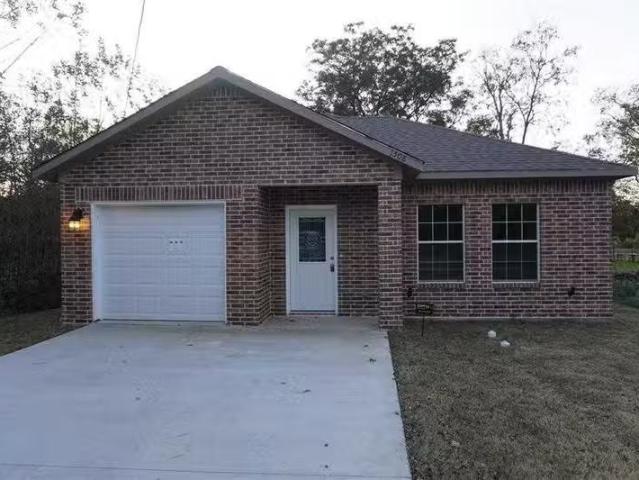 House for rent in Bonham