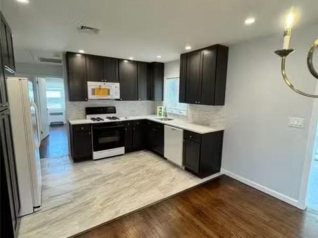 House for rent in Long Island City