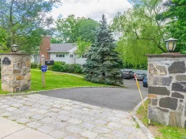 House for rent in White Plains