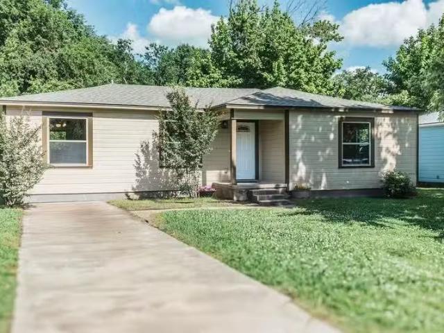 House for rent in Bonham