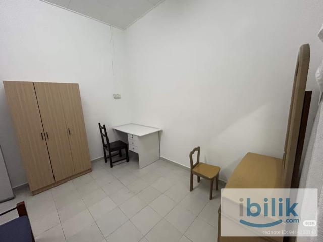 Room for rent in Malaka
