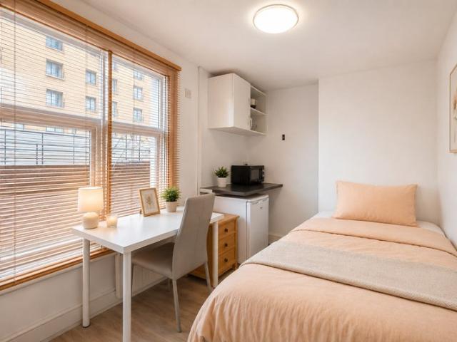 Apartment for rent in South Kensington, Greater London