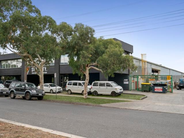 Warehouse for rent in Camerons Creek, Victoria