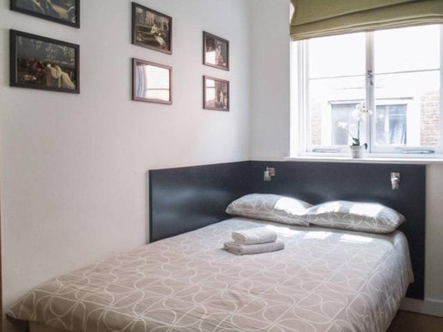 Studio for rent in West Hampstead, Greater London