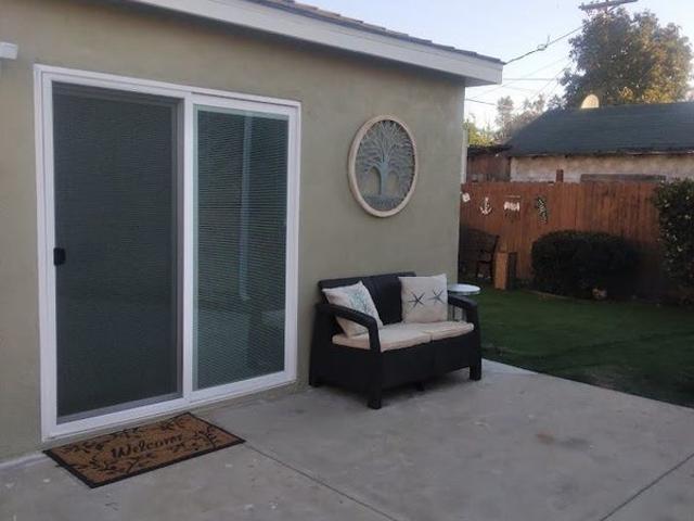 Room for rent in Canoga Park, California