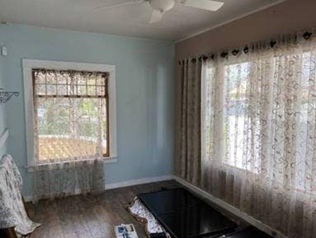 Room for rent in Riverside, California
