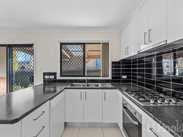 Townhouse for rent in Queanbeyan, New South Wales