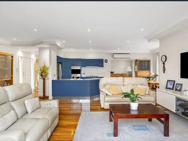Townhouse for rent in Beaumaris, Melbourne