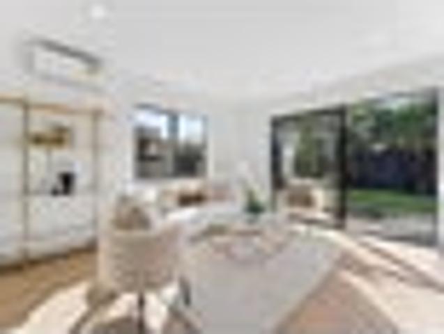 House for sale in Balmoral