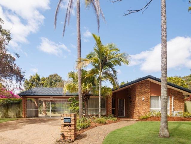 House for sale in Chapel Hill, Greater Brisbane