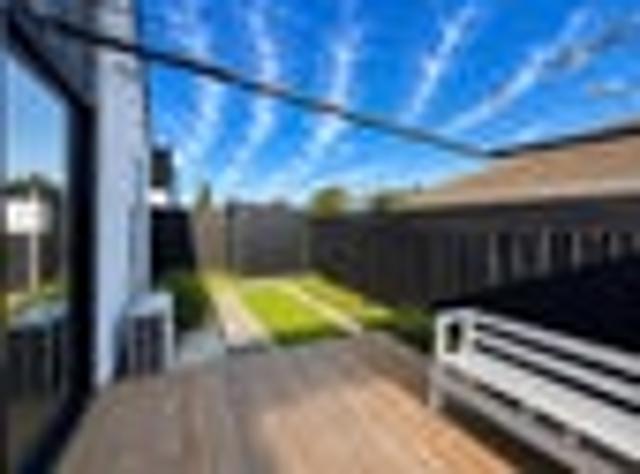 Apartment for sale in Heathcote, Canterbury