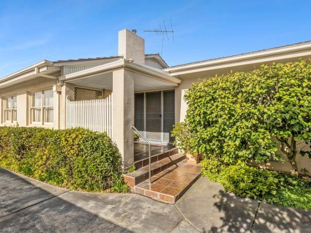 Apartment for sale in Camerons Creek, Victoria