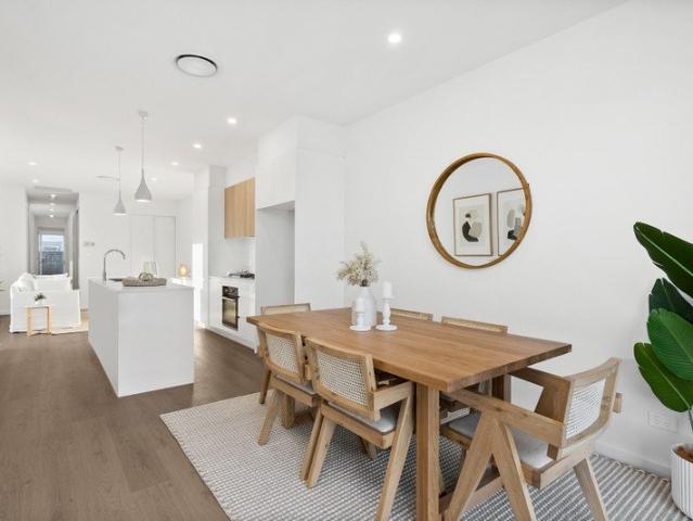 House for rent in Wollongong West, New South Wales