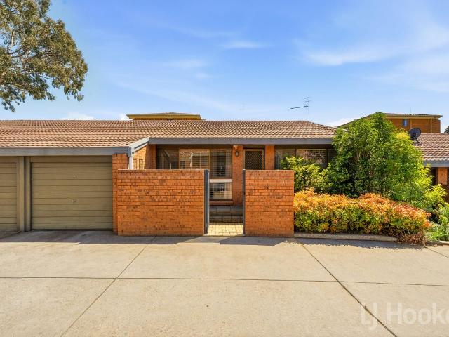 Townhouse for sale in Queanbeyan, New South Wales