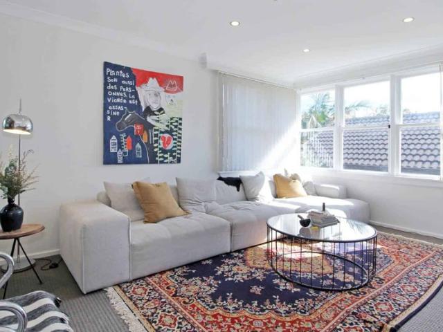 House for rent in Point England, Oroua County