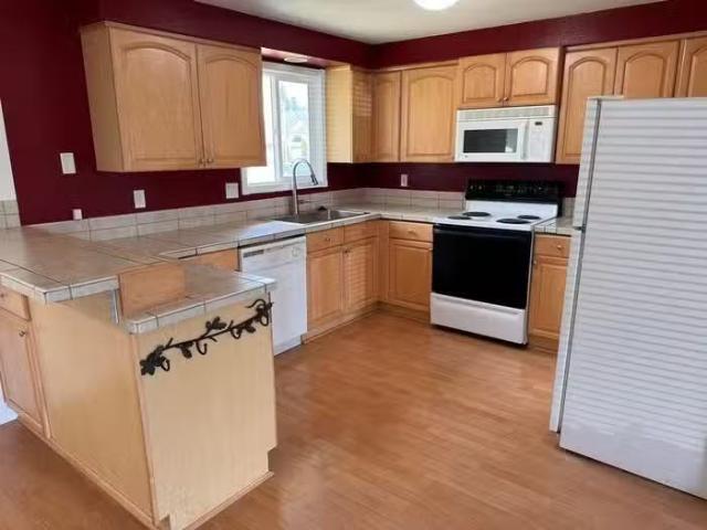 House for rent in Canby