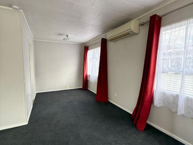 House for rent in Massey West, Henderson-Massey